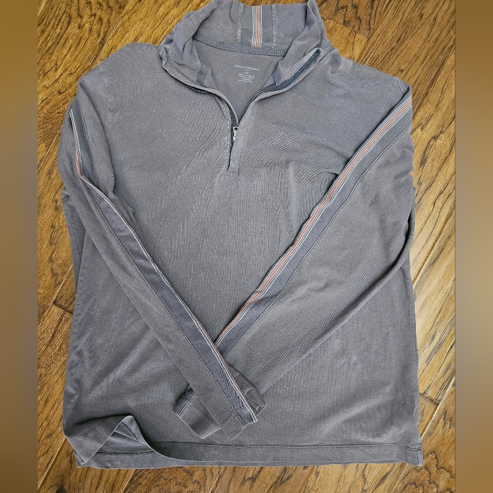 Banana Republic quarter zip sz large